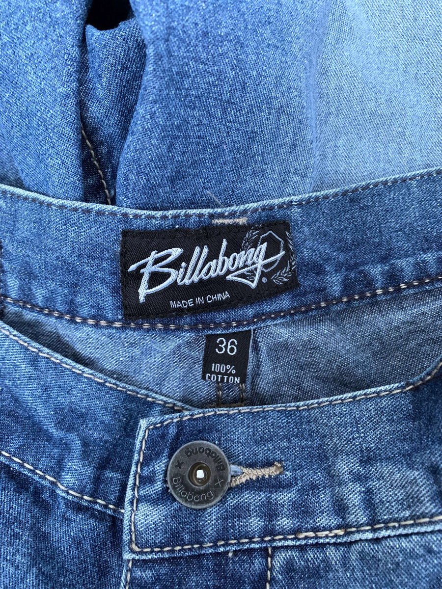 FADED VINTAGE BILLABONG SPELLOUT JORTS - W35/36