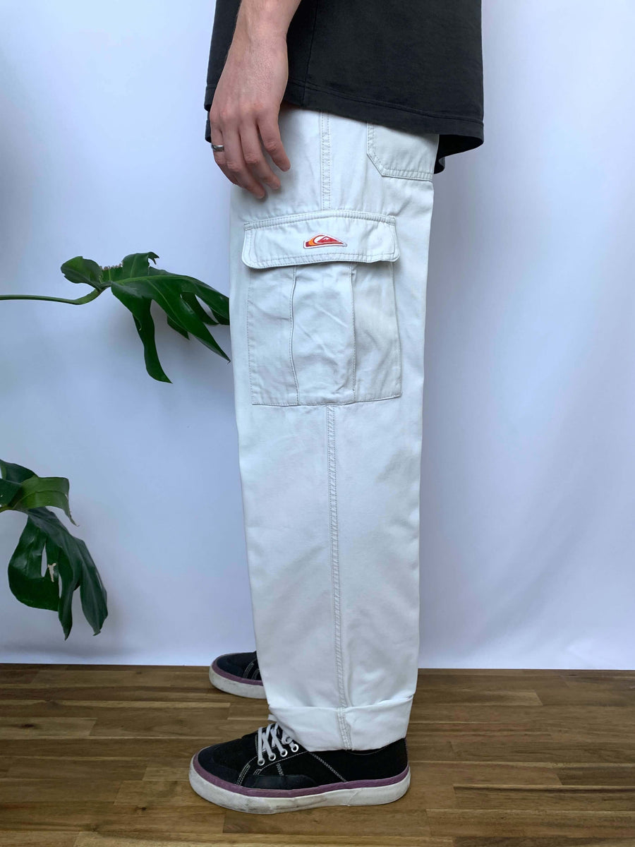 VINTAGE QUIKSILVER CARGO PANTS - W33