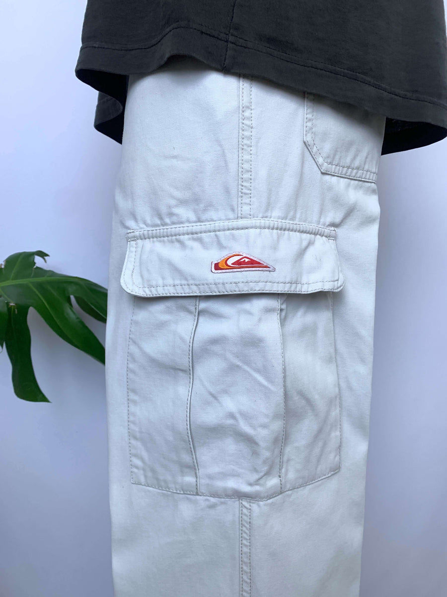 VINTAGE QUIKSILVER CARGO PANTS - W33