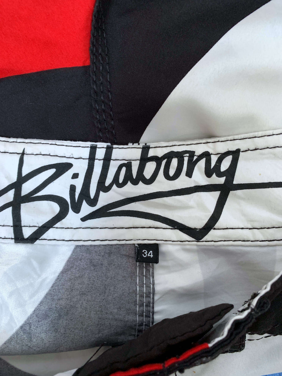 Y2K BILLABONG LOGO BOARDIES - W34