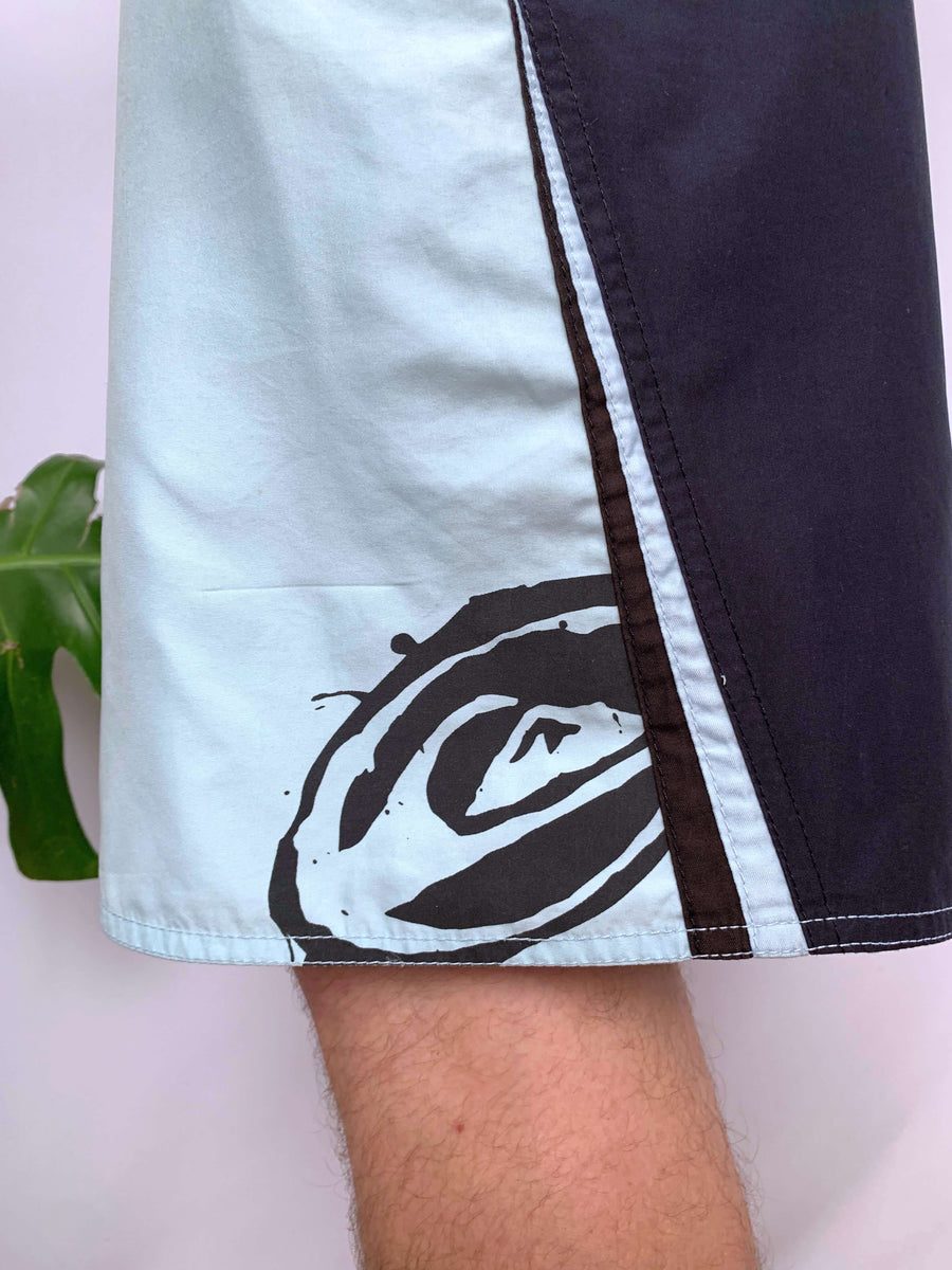 Y2K QUIKSILVER LOGO BOARDIES - W31/32