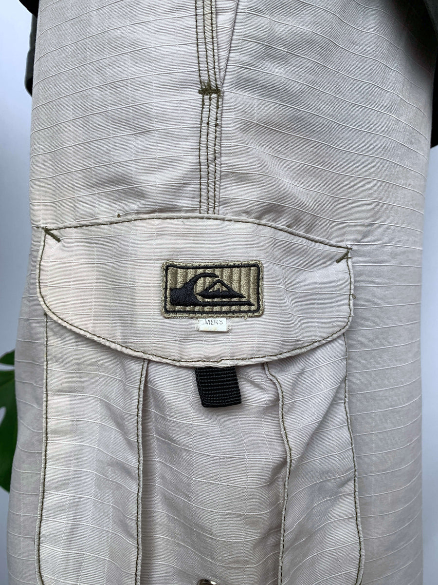 90S QUIKSILVER ELASTIC WAIST CARGO SHORTS