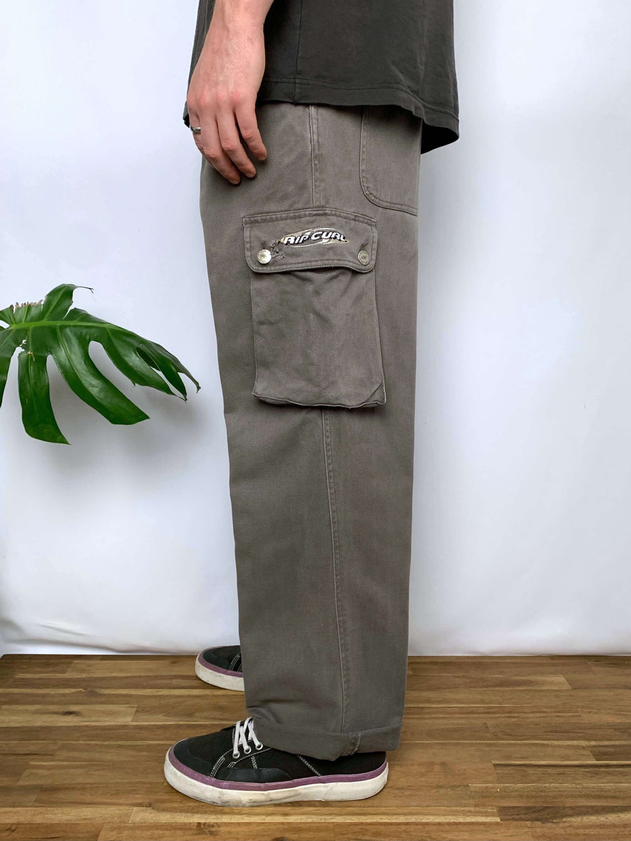 ULTRA RARE 90S RIP CURL EMBROIDERED CARGO PANTS