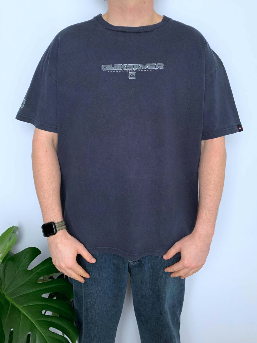 VINTAGE QUIKSILVER BIG SPELLOUT TEE - XL