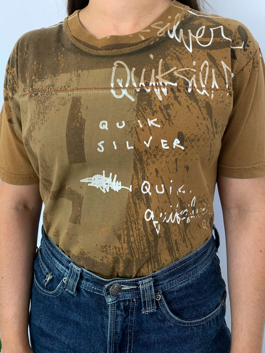 Y2K QUIKSILVER ALLOVER GRAPHIC TEE - XS/S/10