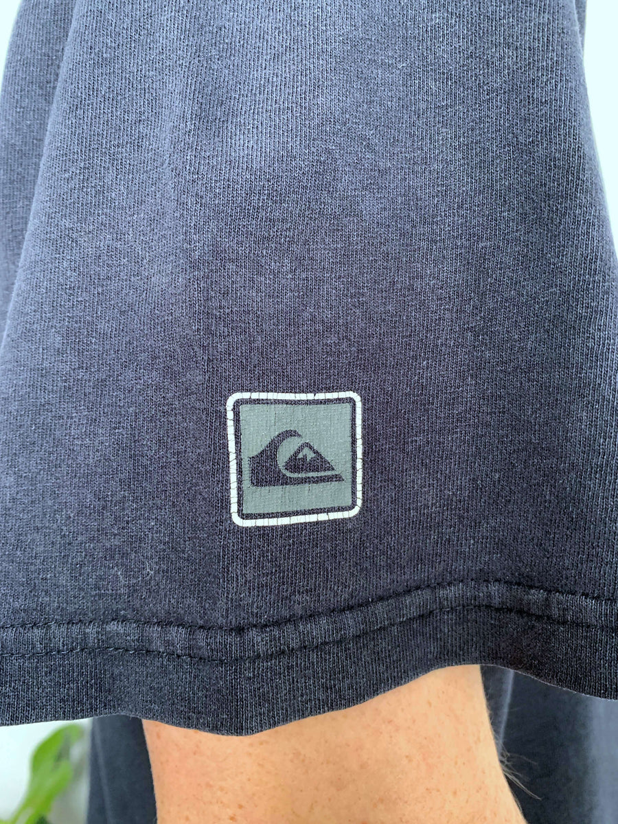 VINTAGE QUIKSILVER BIG SPELLOUT TEE - XL