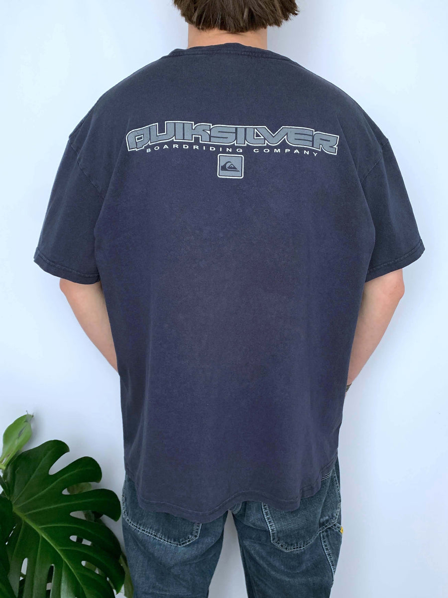 VINTAGE QUIKSILVER BIG SPELLOUT TEE - XL