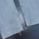 CLASSIC LIGHTWASH LEVI'S JEANS - W31/32