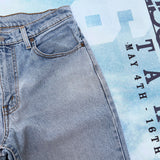 CLASSIC LIGHTWASH LEVI'S JEANS - W31/32