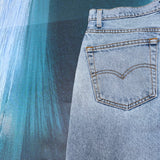 CLASSIC LIGHTWASH LEVI'S JEANS - W31/32