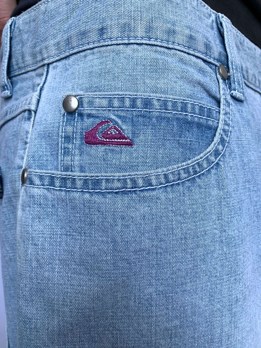 BAGGY VINTAGE QUIKSILVER LONG JORTS - W36/37