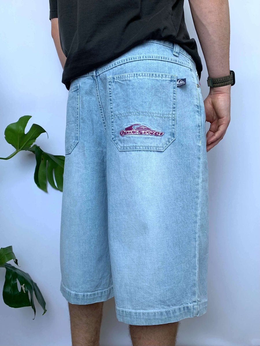 BAGGY VINTAGE QUIKSILVER LONG JORTS - W36/37