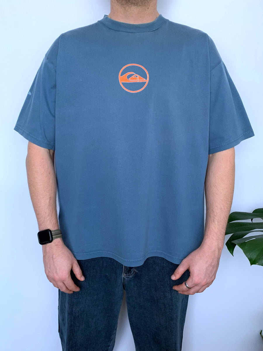 VINTAGE QUIKSILVER 'FUNCTION PERFORMANCE TECHNOLOGY SIMPLICITY' TEE - L/XL