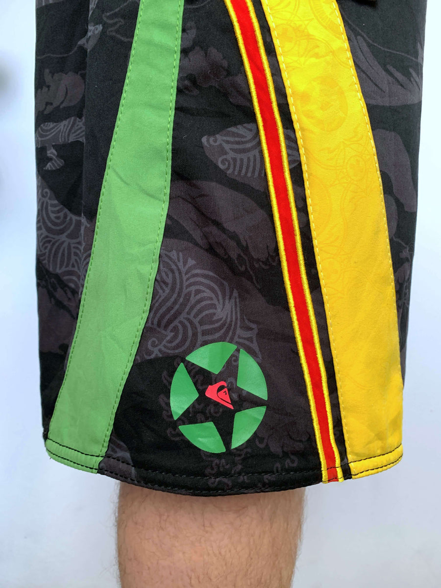 Y2K QUIKSILVER EMBROIDERED BOARDIES - W36