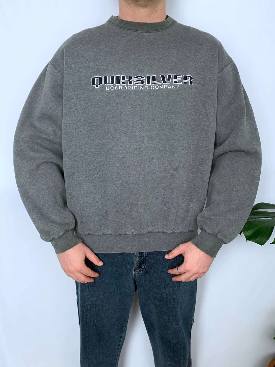 VINTAGE QUIKSILVER SPELLOUT CREWNECK - L