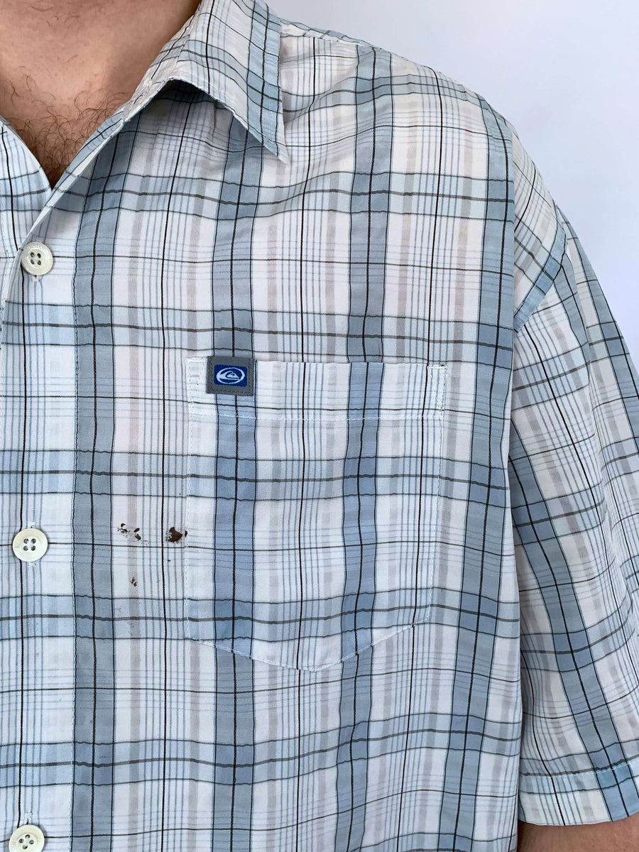 LIGHTWEIGHT VINTAGE QUIKSILVER CHECK BUTTON UP - XL/XXL