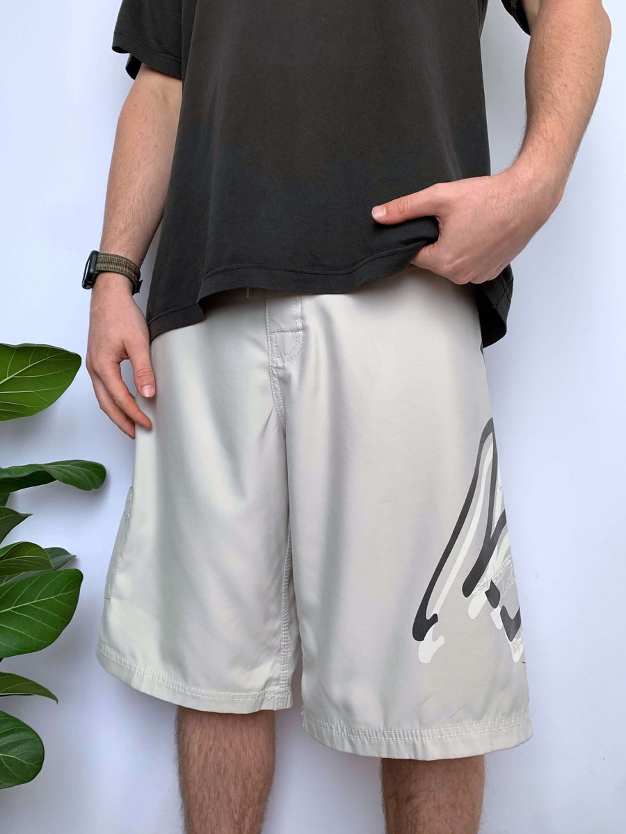 BAGGY Y2K BILLABONG HUGE SPELLOUT BOARDIES - W33