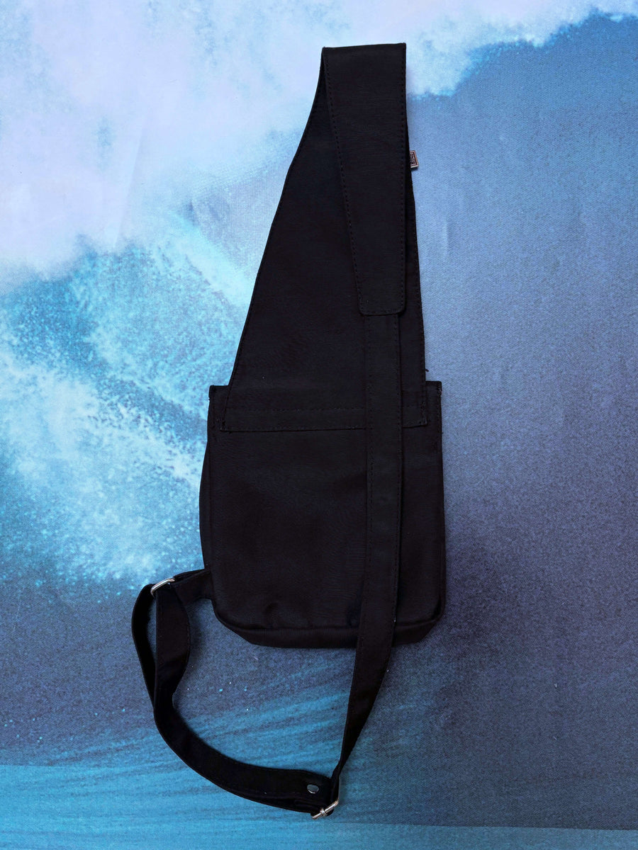 VINTAGE BILLABONG SLING BAG