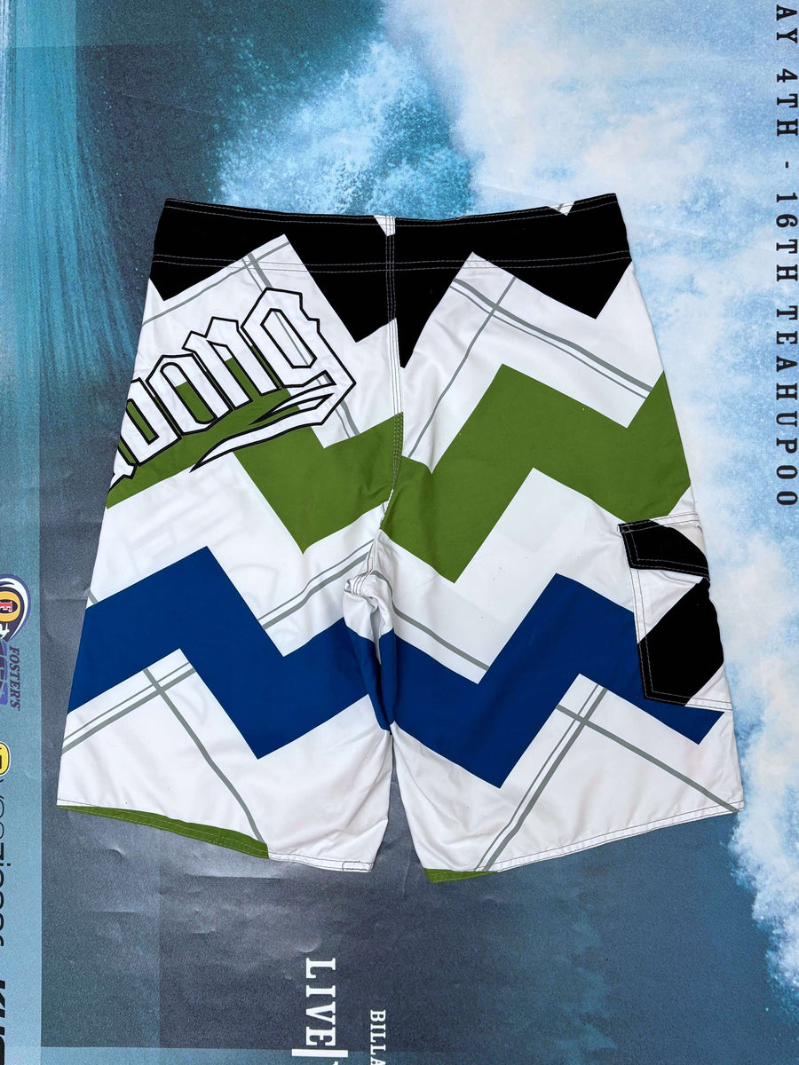 BOOTLEG Y2K BILLABONG BIG SPELLOUT BOARDIES - W35/36