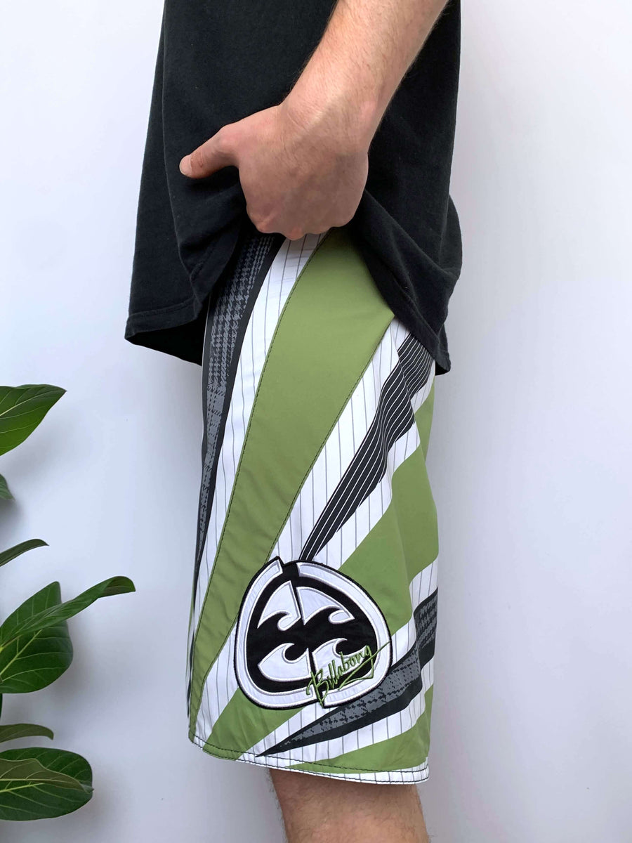 Y2K BILLABONG ANDY IRONS SAMURAI BOARDIES - W30