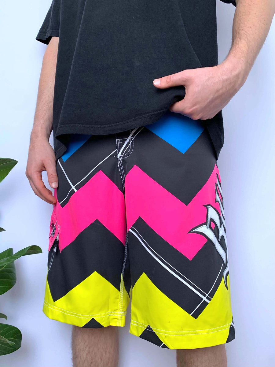 Y2K BILLABONG JOEL PARKINSON CATCH & RELEASE BOARDIES - W32
