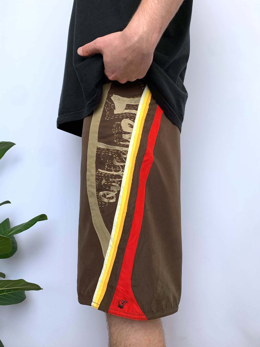 Y2K QUIKSILVER DOUBLE SPELLOUT BOARDIES - W30/31