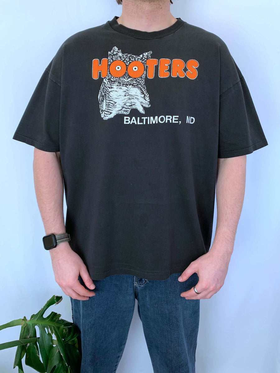 FADED 90S HOOTERS BALTIMORE TEE - XL