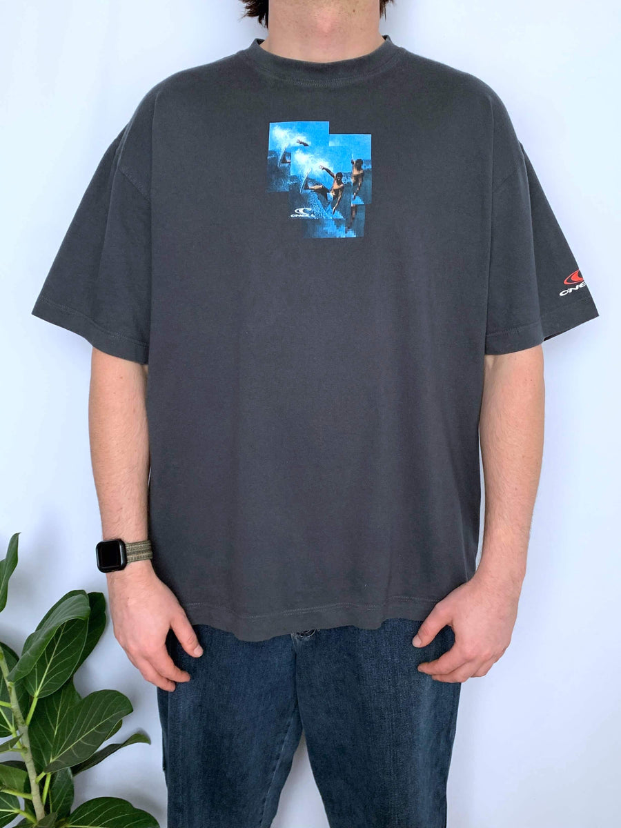 BAGGY VINTAGE O'NEILL SURFER TEE - XL