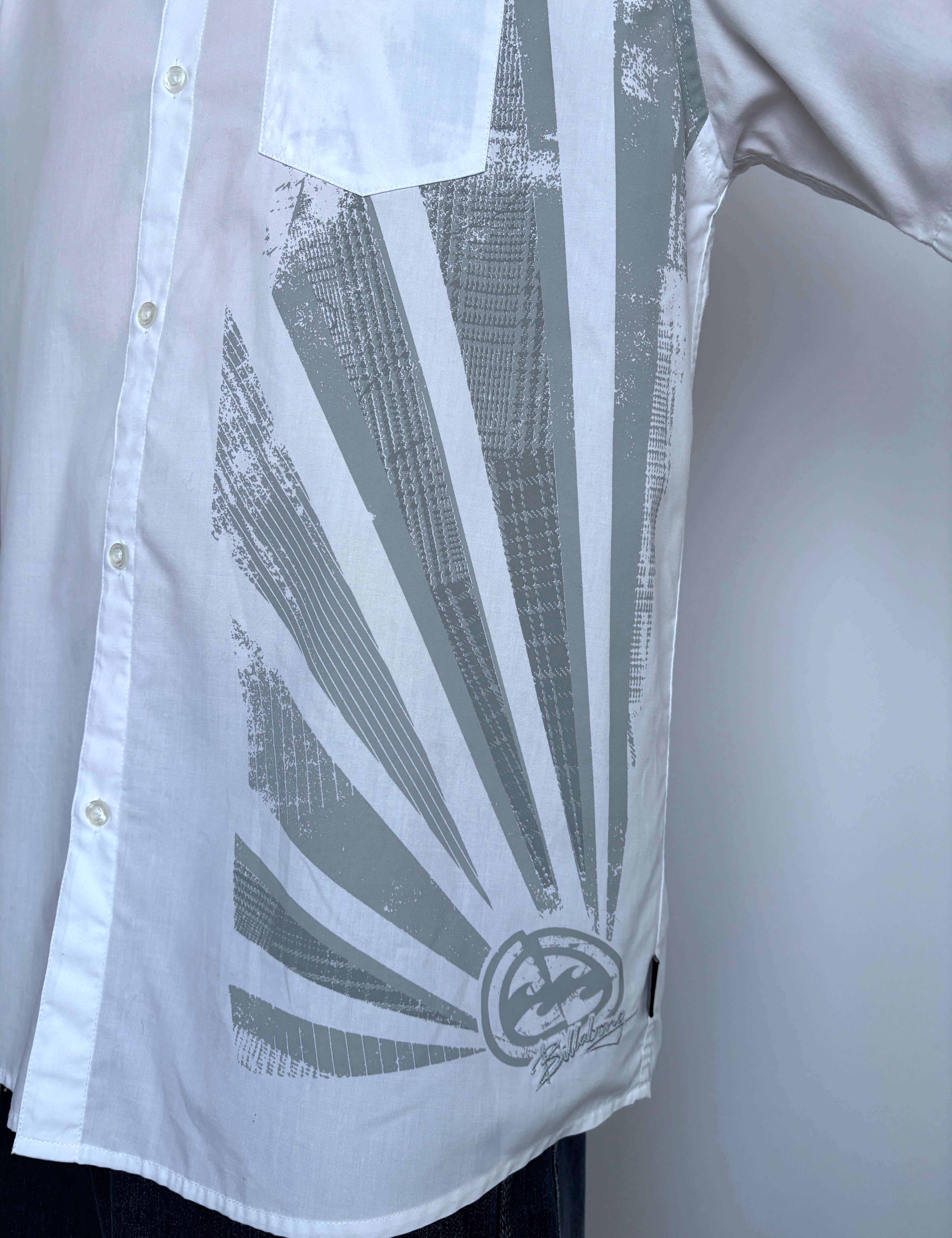VINTAGE BILLABONG RISING SUN BUTTON UP - L