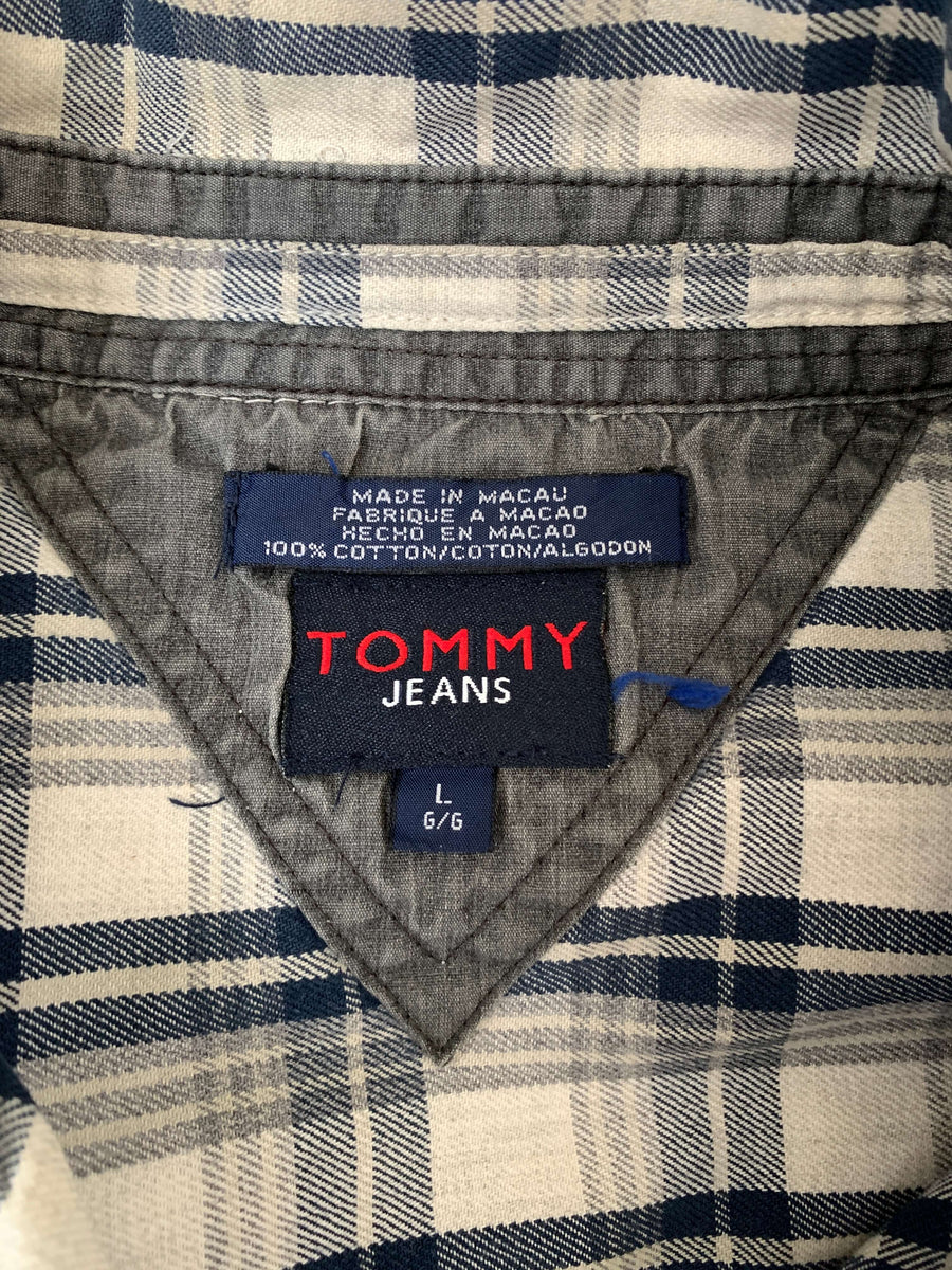 VINTAGE TOMMY CHECK BUTTON UP - M