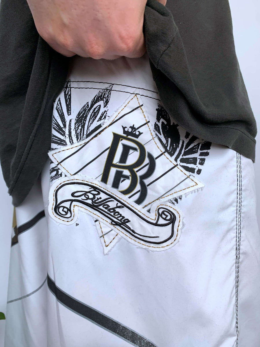 Y2K BILLABONG TAJ BURROW SIGNATURE BOARDIES - W37