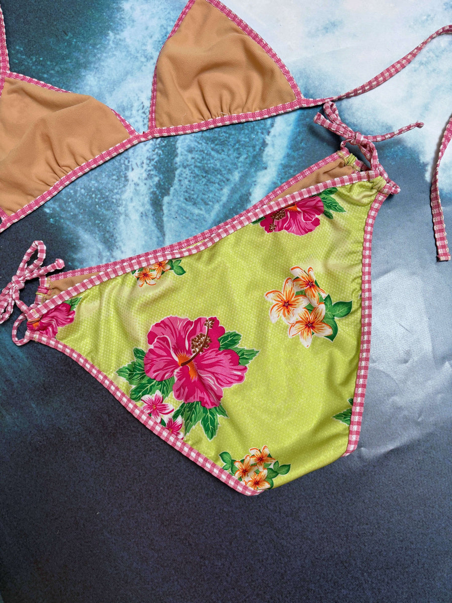 ULTRA RARE VINTAGE ROXY HIBISCUS/GINGHAM BIKINI/SKIRT SET - 10