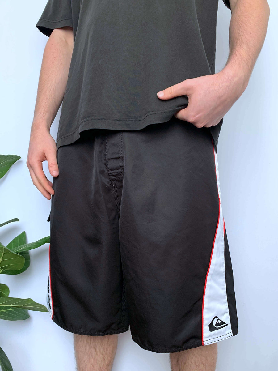 BAGGY Y2K QUIKSILVER BOARDIES - W40