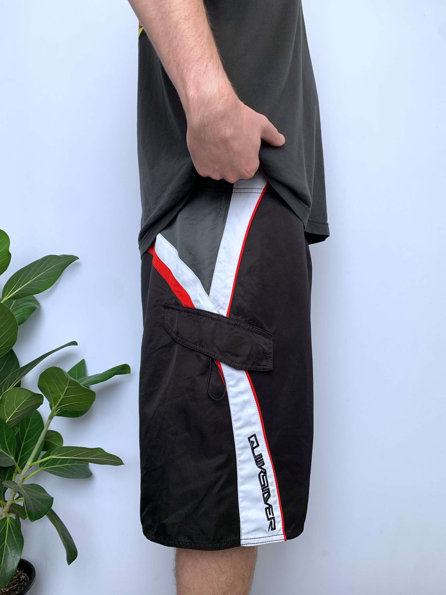 BAGGY Y2K QUIKSILVER BOARDIES - W40