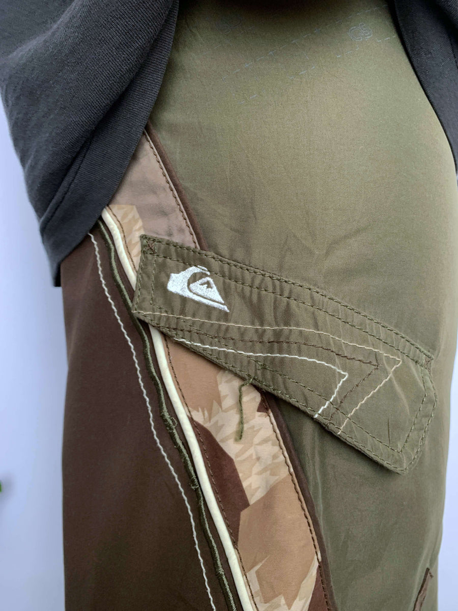 Y2K QUIKSILVER CAMO SECTION BOARDIES - W30/31