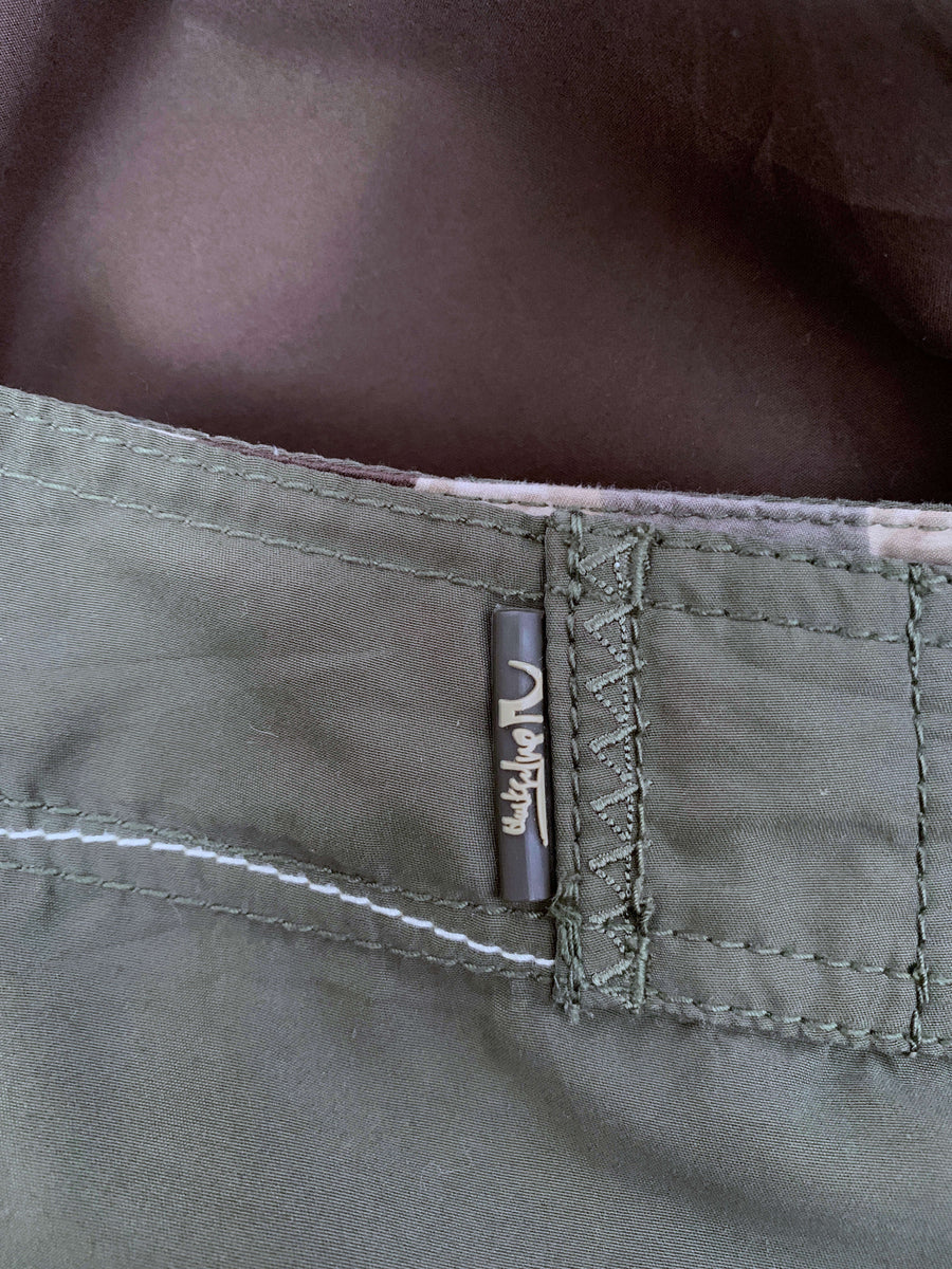 Y2K QUIKSILVER CAMO SECTION BOARDIES - W30/31