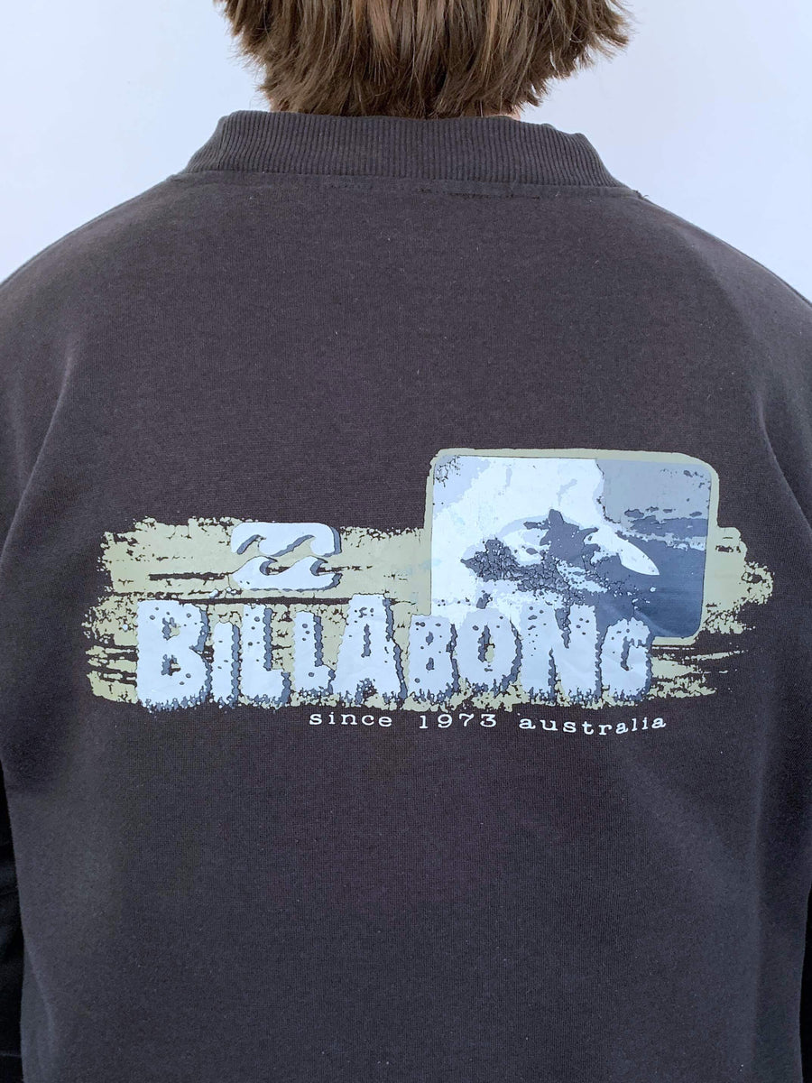 LATE 90S BILLABONG SURFER GRAPHIC CREWNECK - M