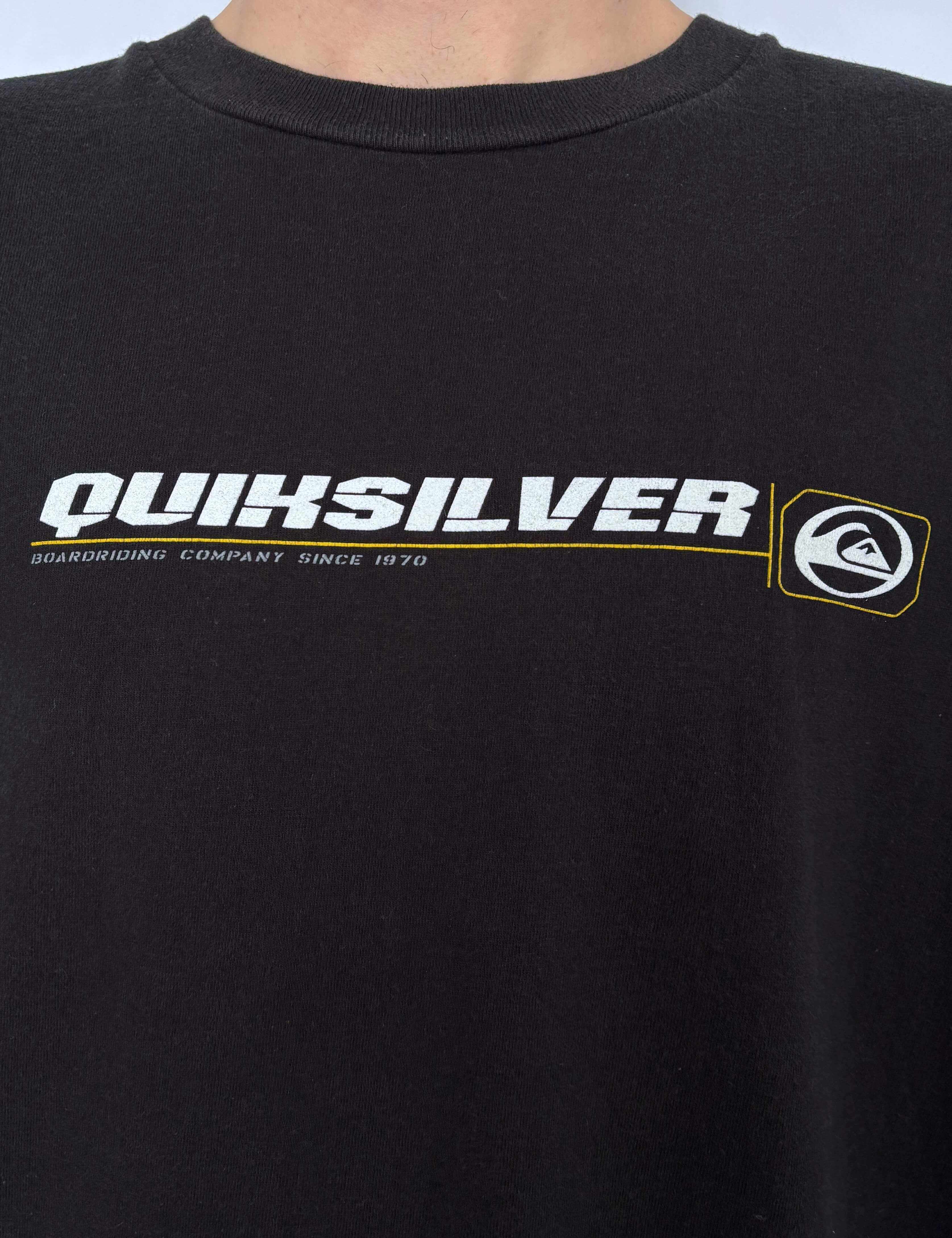 VINTAGE QUIKSILVER FRONT HIT LONG SLEEVE TEE - L