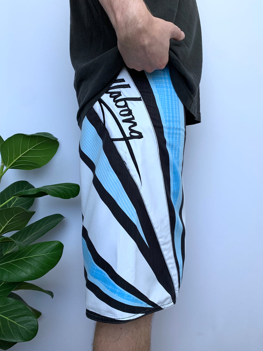 Y2K BILLABONG ANDY IRONS SAMURAI BOARDIES - W32