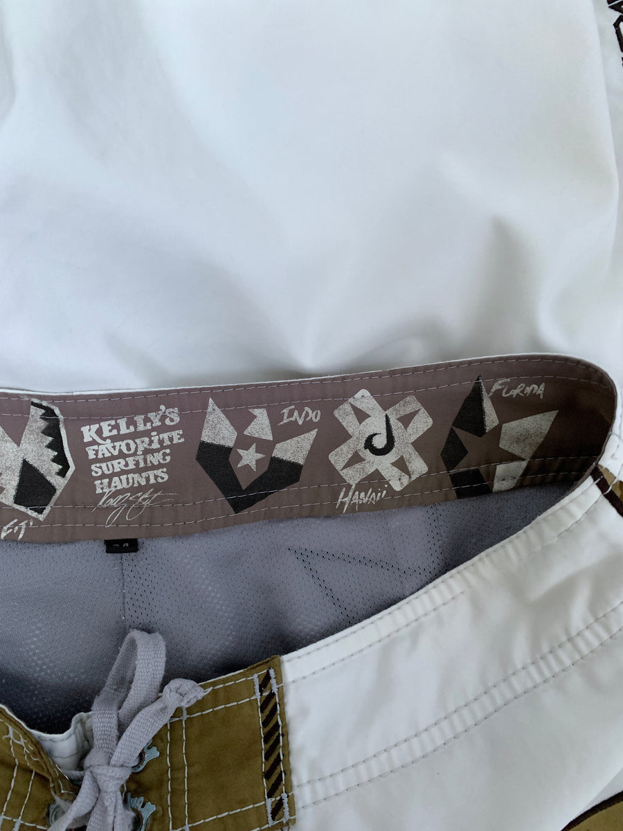 Y2K QUIKSILVER KELLY SLATER 'KELLY'S FAVOURITE SURFING HAUNTS' BOARDIES - W34