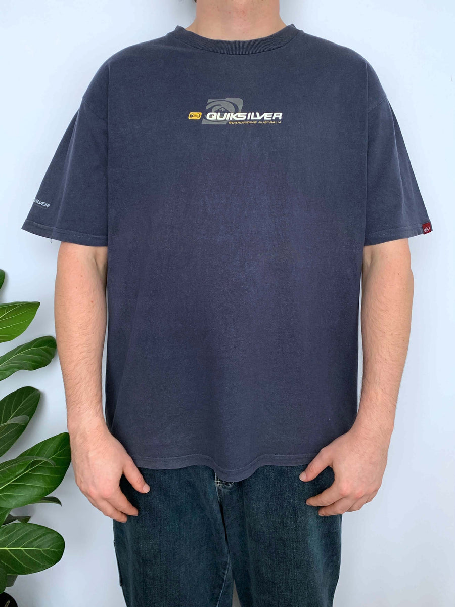 FADED VINTAGE QUIKSILVER GRAPHIC TEE - L