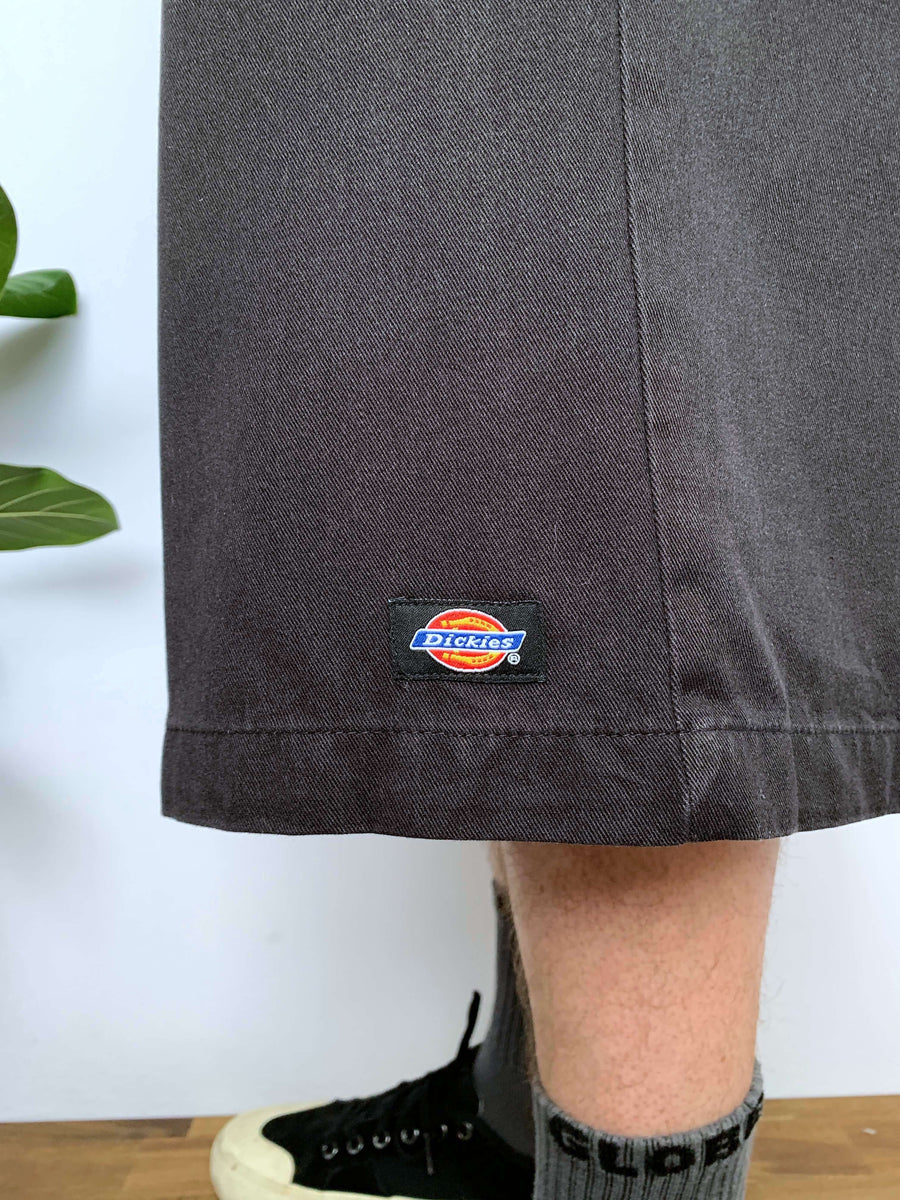 CLASSIC BAGGY DICKIES LONG SHORTS - W37/38