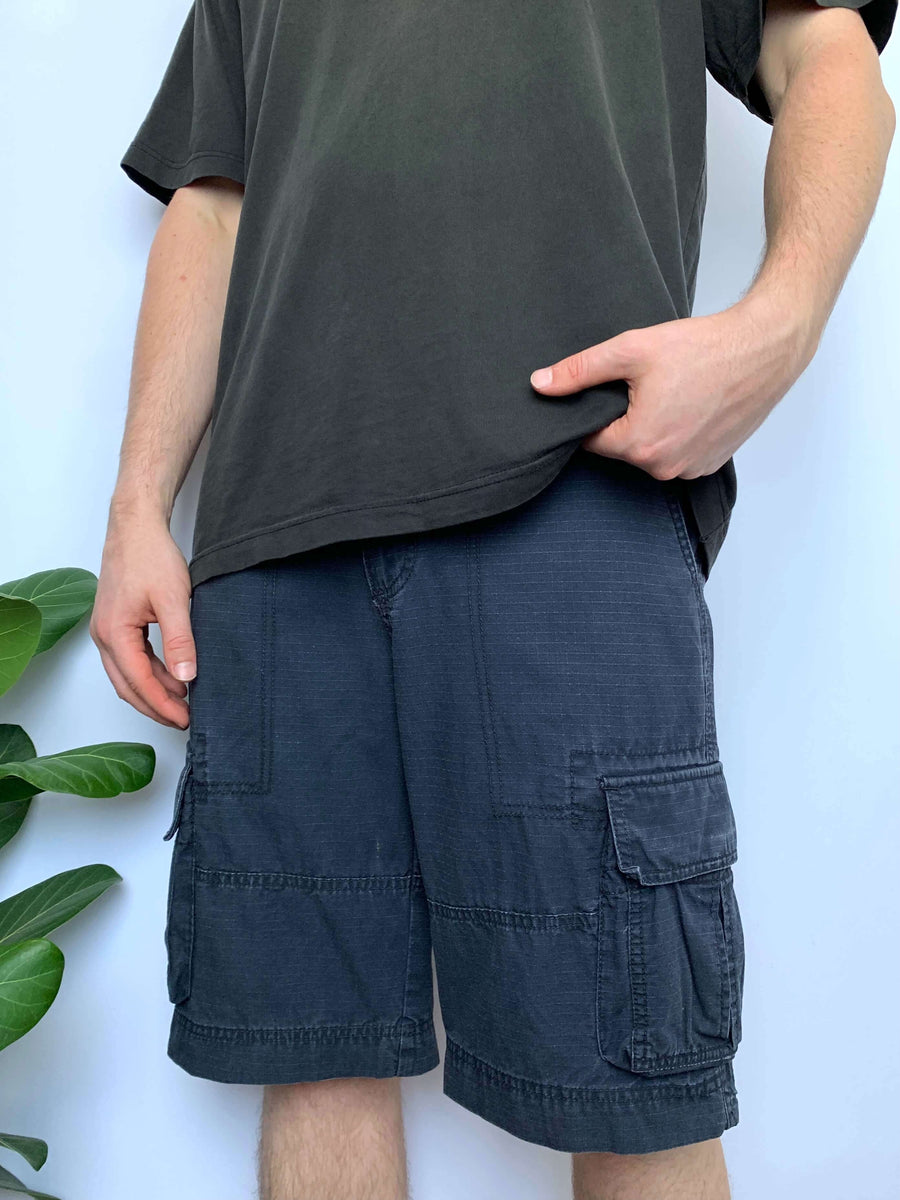 MOSSIMO DOUBLE-KNEE CARGO SHORTS - W31