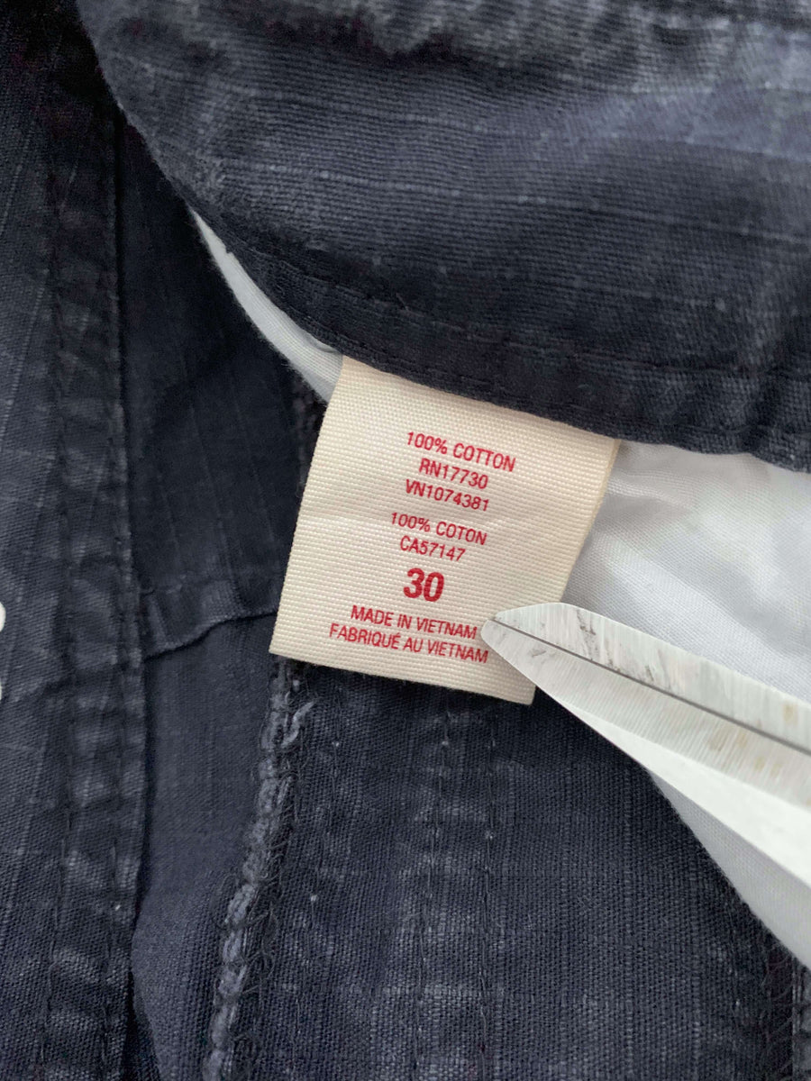 MOSSIMO DOUBLE-KNEE CARGO SHORTS - W31