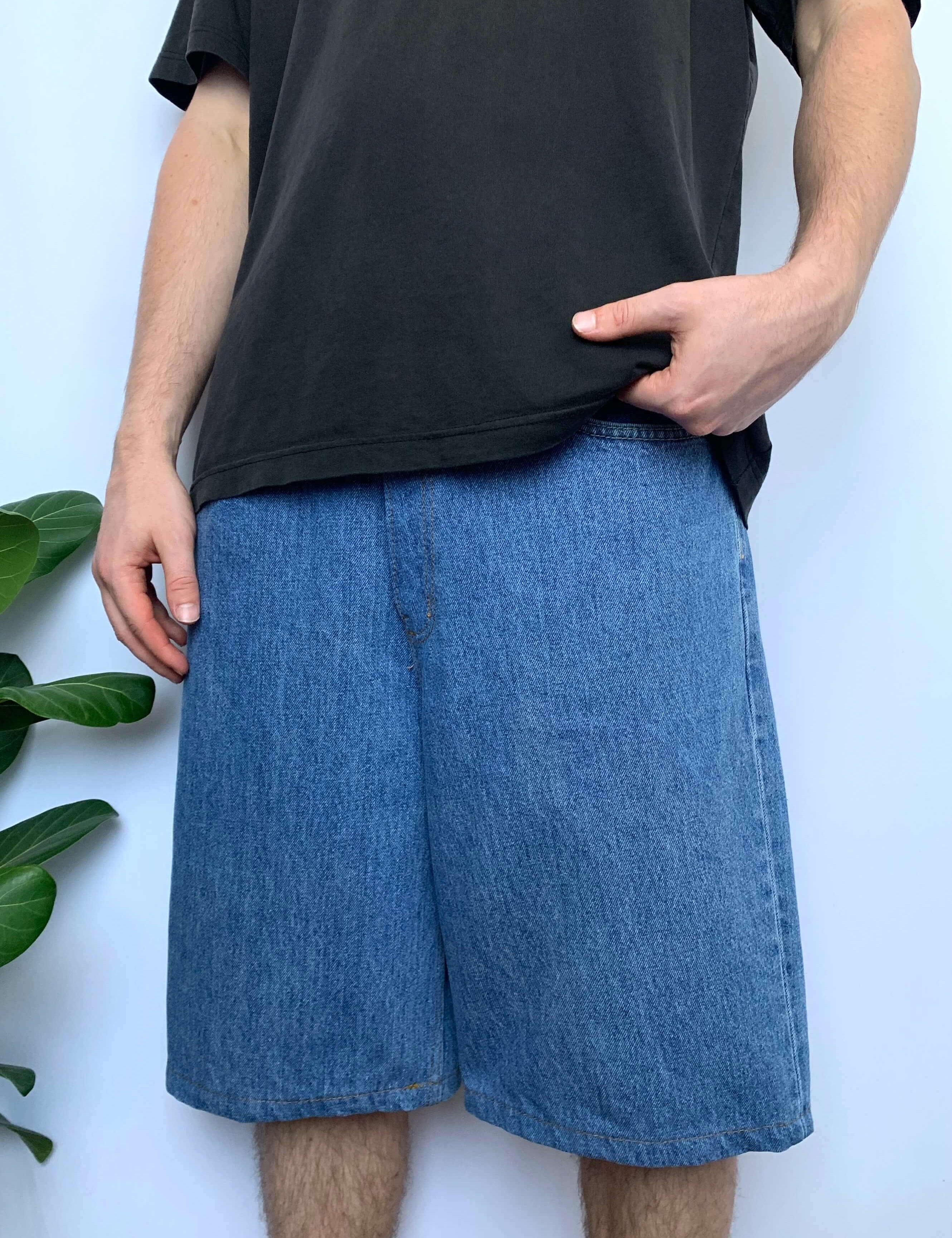 BAGGY LEVIS MID WASH JORTS - W36