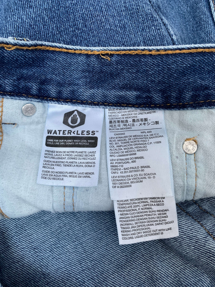 BAGGY LEVI'S JORTS - W35/36
