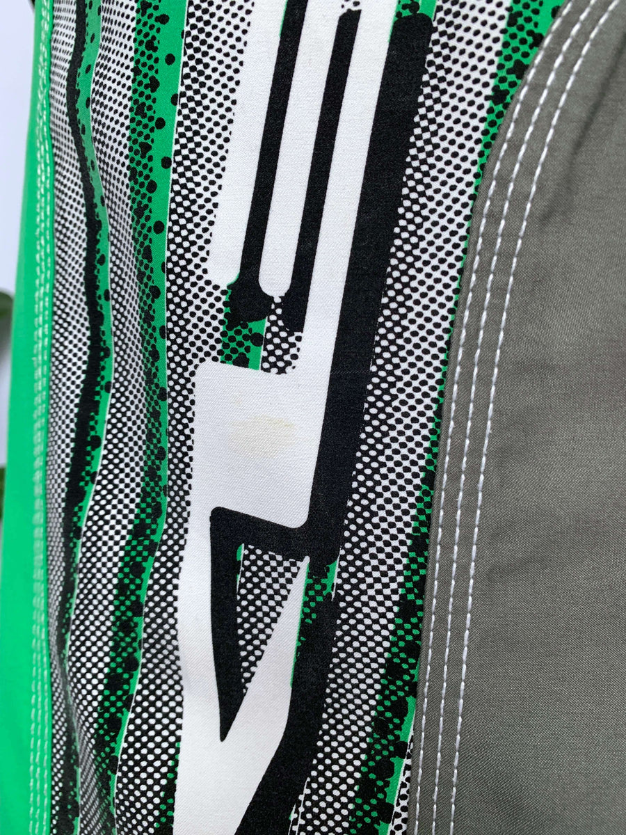 BAGGY Y2K OAKLEY BOARDIES - W34