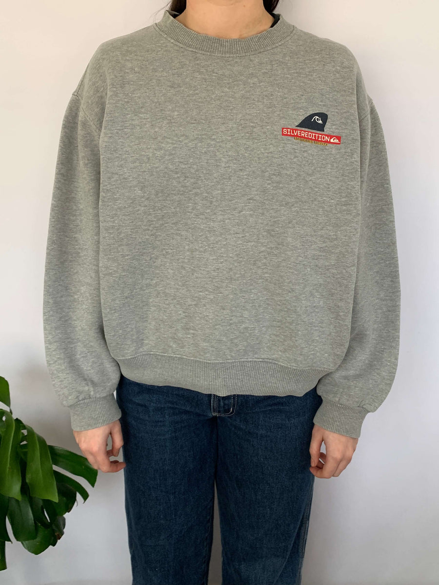 VINTAGE QUIKSILVER 'THE HISTORY OF SNOWBOARD FINS' CREWNECK