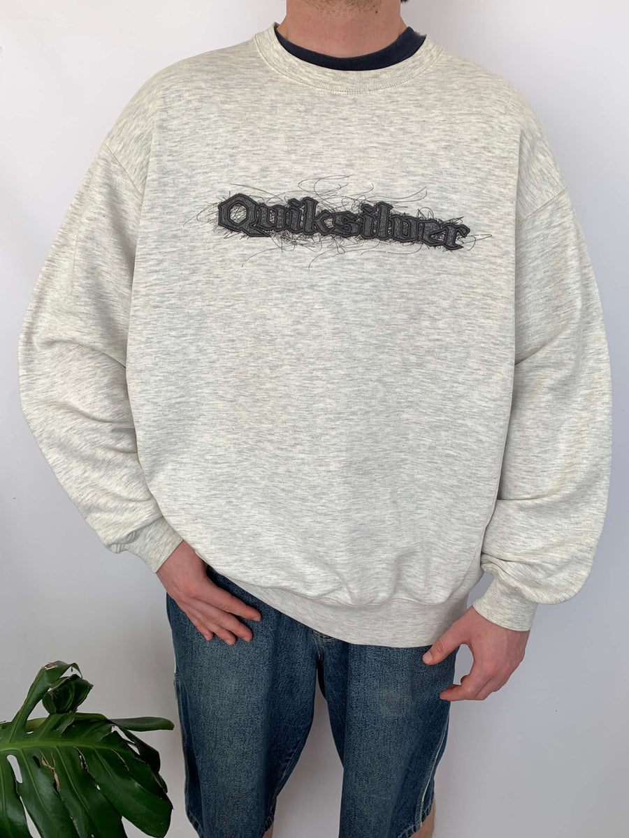 VINTAGE QUIKSILVER BIG EMBROIDERED SPELLOUT CREWNECK
