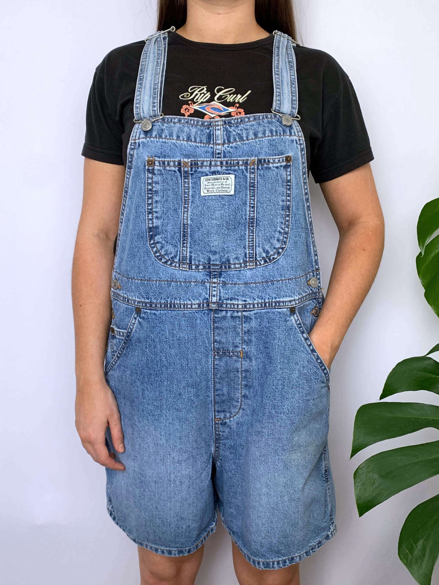 VINTAGE LIGHT WASH LEVIS OVERALLS - 10/12